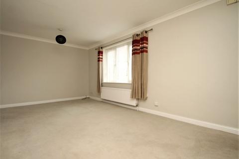 2 bedroom maisonette to rent, Saddleback Way, Fleet, GU51