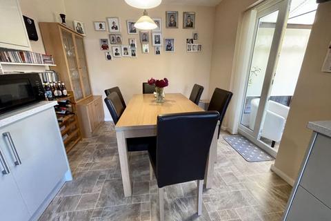 40 Brewers Hill Road, Dunstable, LU6 1AE