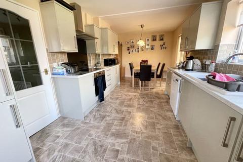 40 Brewers Hill Road, Dunstable, LU6 1AE