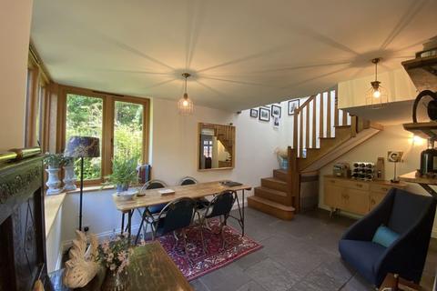 40 Liphook Road, Haslemere, GU27 1PA