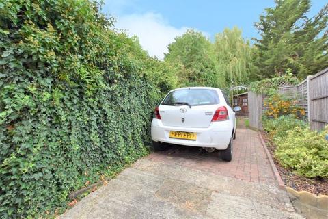 122a Blenheim Road, Harrow, HA2 7AA