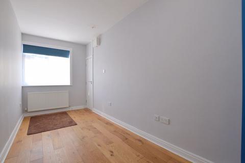 1 bedroom house to rent, Alfriston Avenue, Harrow