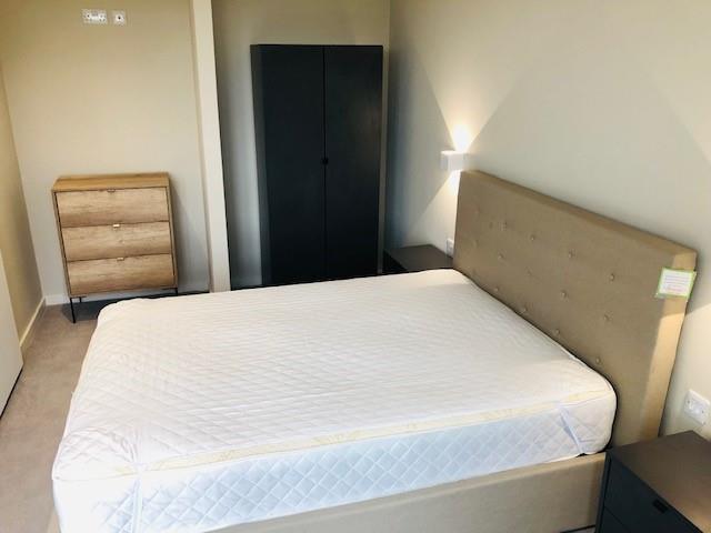 Bedroom 2i.jpg