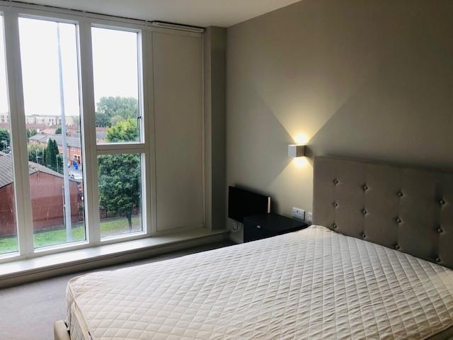 Master Bedroom i.jpg
