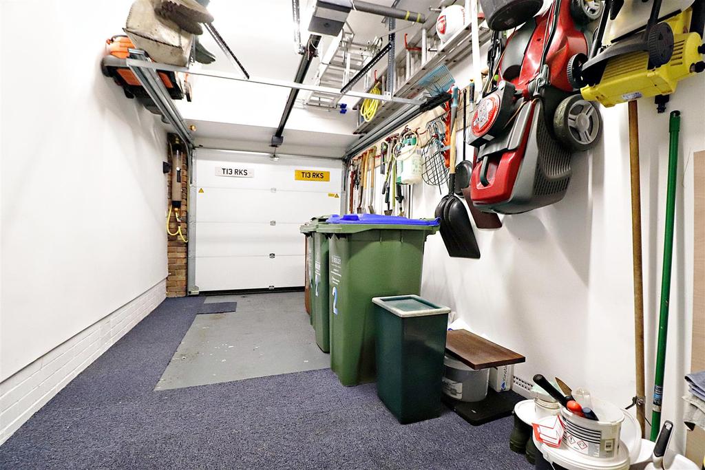 Integral Garage