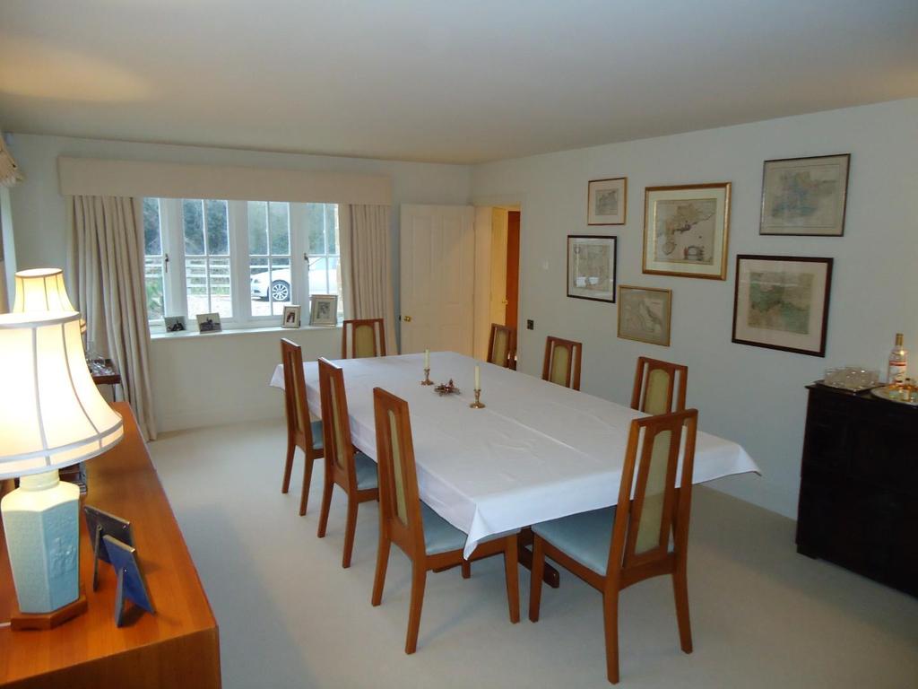 Dining Room.JPG