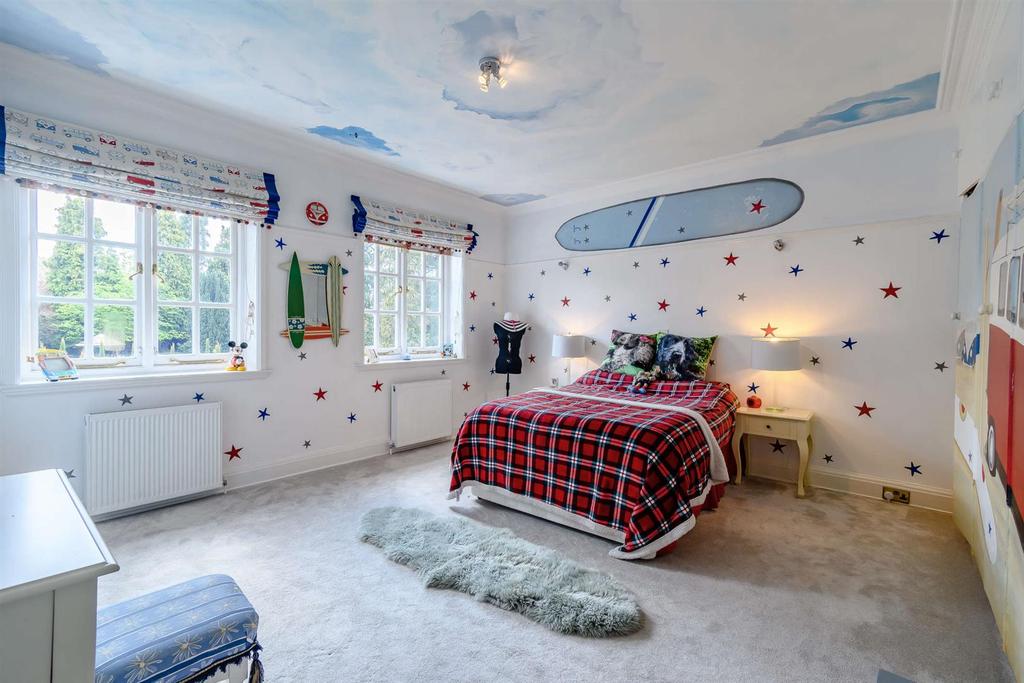 8460260-interior24v2-800.jpg