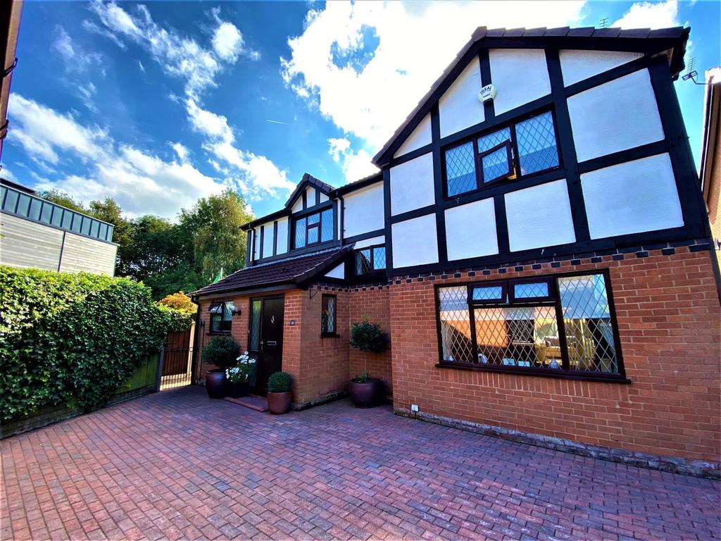 Long Meadow, Eccleston, St. Helens 4 bed detached house £425,000