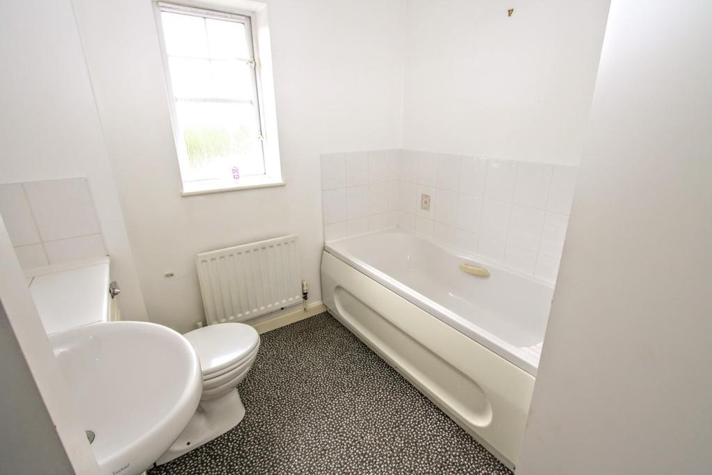 Family bathroom/w.c.