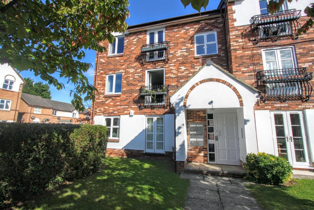 Marske Grove, Darlington 2 bed flat £67,500