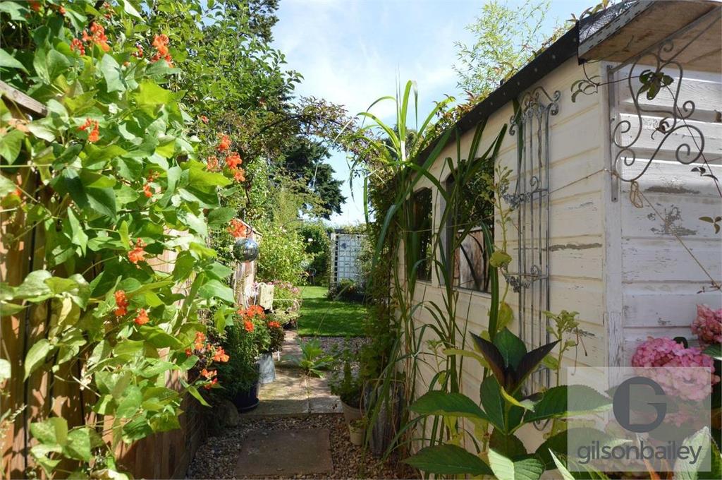 Garden 3.jpg