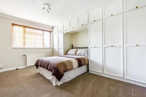 67 Grennell Road, Sutton, SM1 3DS