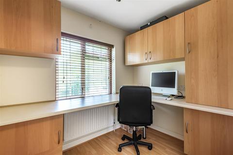 67 Grennell Road, Sutton, SM1 3DS