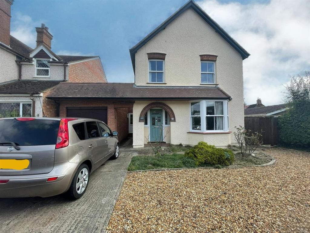 Bedford Road, Wootton, Bedford 4 bed detached house £1,295 pcm (£299 pw)