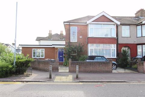 3 bedroom house for sale - Sandringham Road, Barking, Essex, IG11