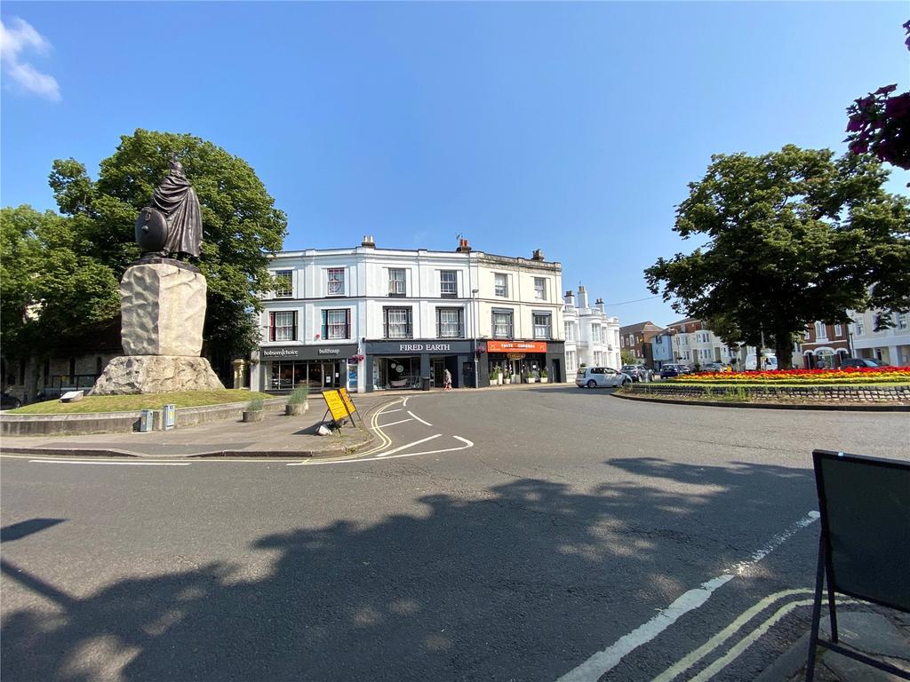 Eastgate Street, Winchester... Plot £800,000