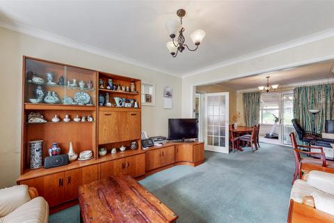 53 Bourne View, Greenford, UB6 7QS