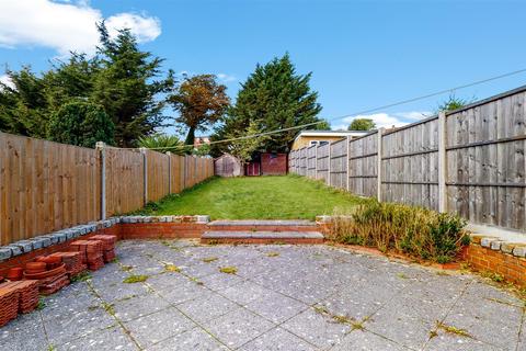 53 Bourne View, Greenford, UB6 7QS