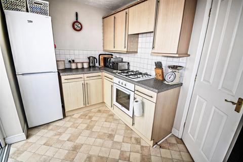 33 Ferry Meadows Park, Kingswood, Hull, HU7 3DF
