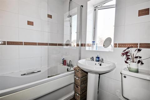 33 Ferry Meadows Park, Kingswood, Hull, HU7 3DF