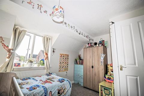 33 Ferry Meadows Park, Kingswood, Hull, HU7 3DF