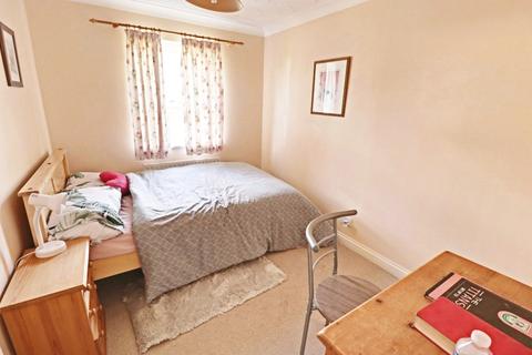 19 Colonial Drive, Northampton, NN4 0BL