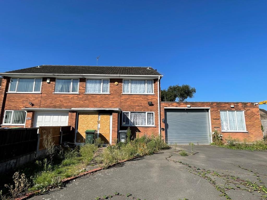 72 Coneygree Road, Tipton, DY4 8UP 3 bed end of terrace house £75,000
