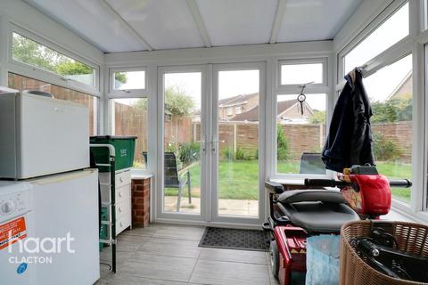 3 Abinger Close, Clacton-on-sea, CO16 8FJ