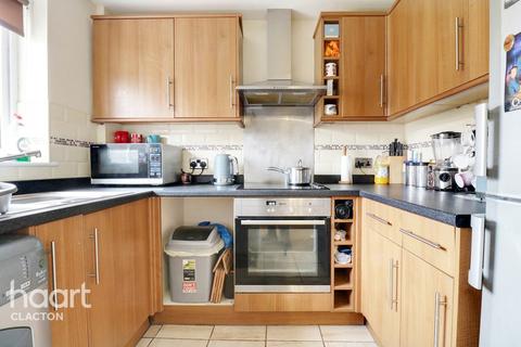 3 Abinger Close, Clacton-on-sea, CO16 8FJ