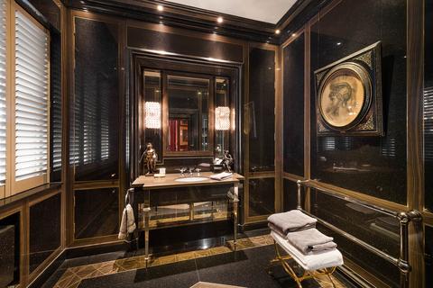 Flat 1, 10 Charles Street, London, W1J 5DN