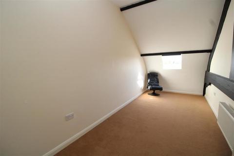 3 bedroom flat for sale - Lovers Lane, Newark, Nottinghamshire, NG24 1HU