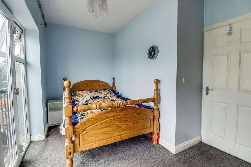 Bedroom 2 (Double)