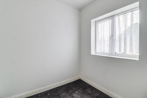 12 Gun Lane, Rochester, ME2 4UB
