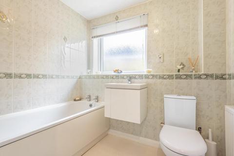 23 Sutton Close, Beckenham, BR3 5UG