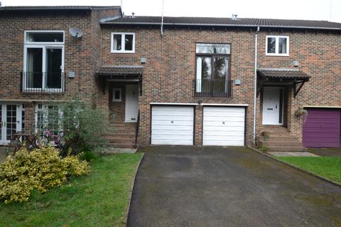 3 bedroom terraced house to rent, Oldacres, Maidenhead, SL6