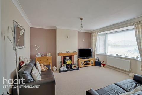 165 Beechcroft Road, Upper Stratton, Swindon, SN2 7RS
