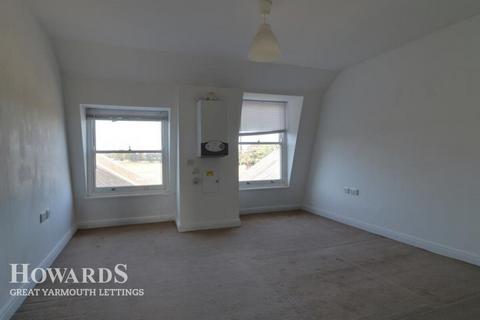 1 bedroom apartment to rent, Sandown Road, Great Yarmouth