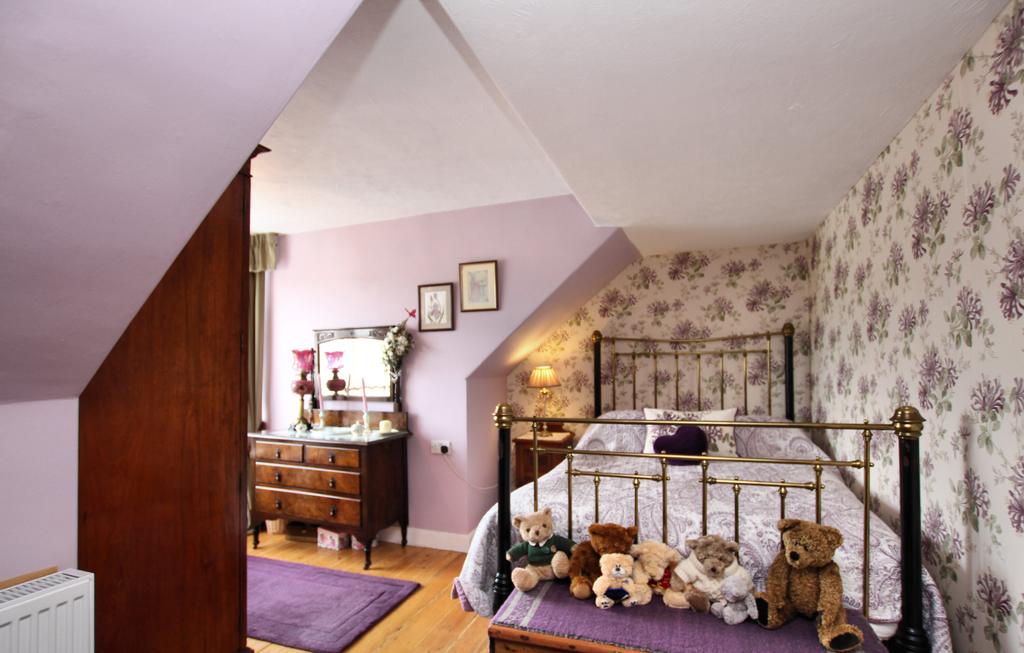 6 Castle Street, Kirkcudbright - Williamson and He