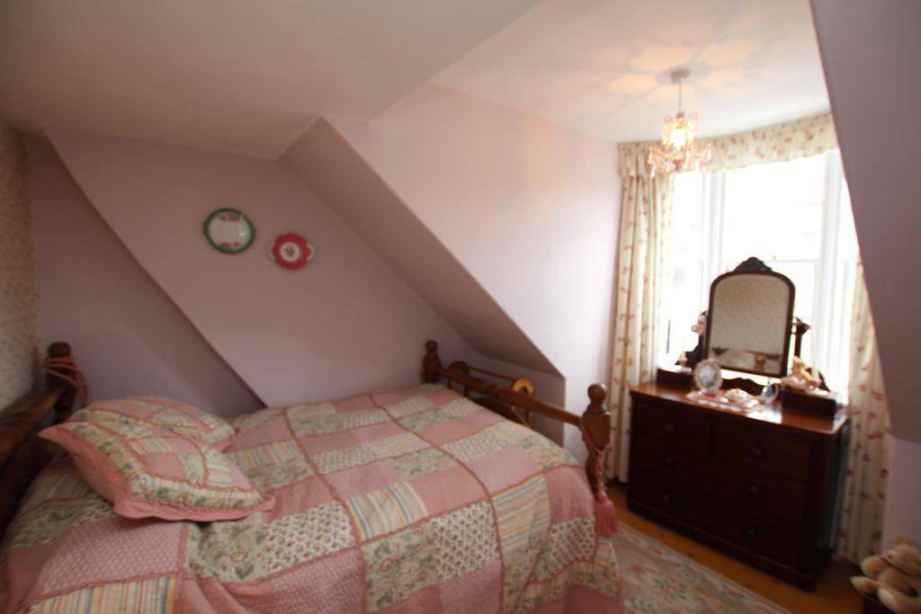 6 Castle Street, Kirkcudbright - Williamson and He