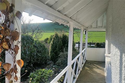 104 Greenways, Ovingdean, Brighton, BN2 7BL