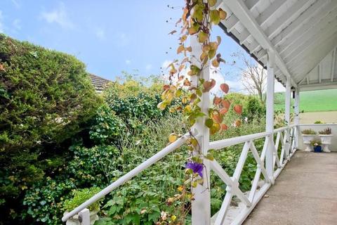 104 Greenways, Ovingdean, Brighton, BN2 7BL
