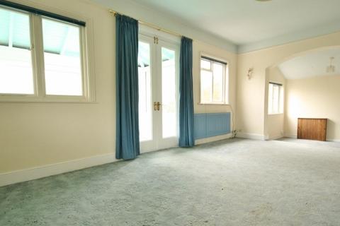 104 Greenways, Ovingdean, Brighton, BN2 7BL