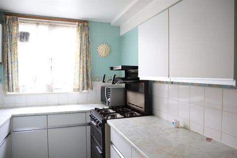 114 Norman Crescent, Hounslow, TW5 9JP