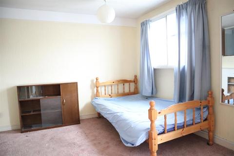 114 Norman Crescent, Hounslow, TW5 9JP