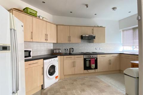1 bedroom in a flat share to rent, Nottingham Road, Loughborough LE11