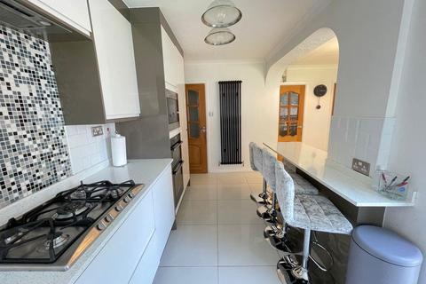 27 Rosedene Drive, Birmingham, B20 2HT