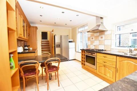 73 Windmill Road, Brentford, TW8 0QQ