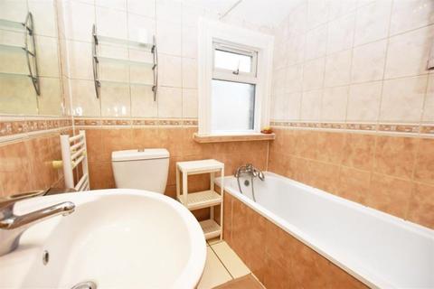 73 Windmill Road, Brentford, TW8 0QQ