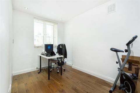 2 bedroom flat to rent, Radipole Road, London