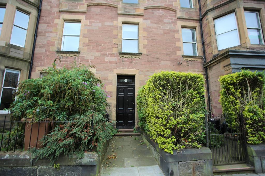 Marchmont Road, Marchmont, Edinburgh, EH9 4 bed flat £1,250 pcm (£288 pw)